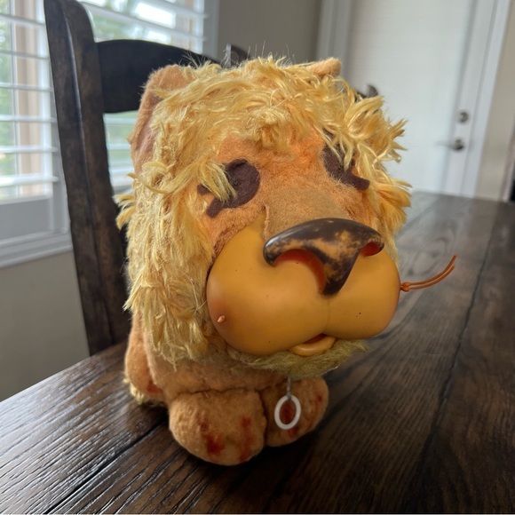 Vintage Mattel Larry the Talking Lion 1962 Toy
Preowned condition, - Picture 1 of 16
